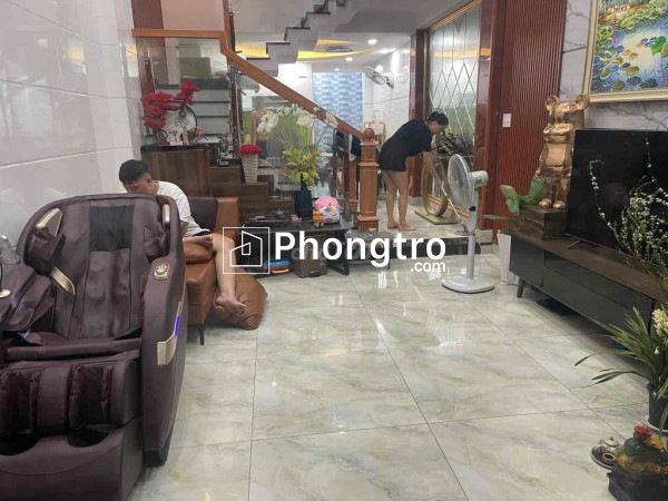Nhà đẹp hẻm xe hơi gần sân bay tsn - 4 phòng ngủ