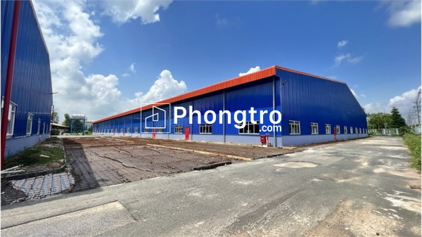Xưởng cho thuê thu hút sản xuất, hạ tầng kcn hiện đại. kdc đông, dễ tuyển nguồn ldpt