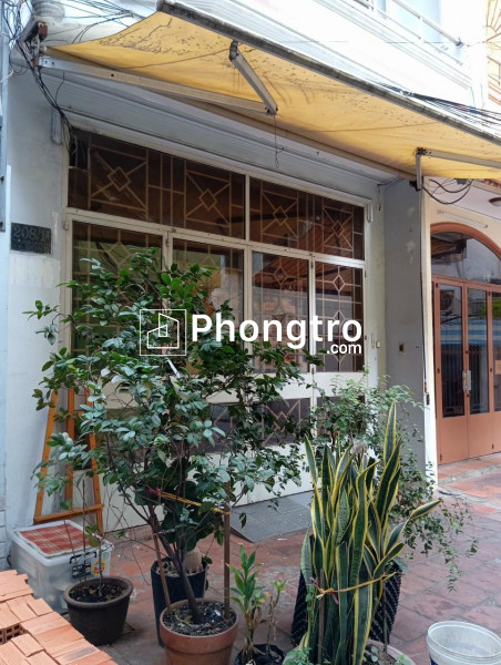 Cho thuê nhà nguyên căn 208/1a phan đăng lưu phường 3, quận phú nhuận, hcm