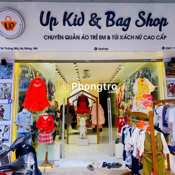 Cần sang nhượng lại  toàn bộ shop phụ kiện