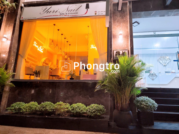 Do việc học của con phải về hàn định cư cần sang nhượng tiệm nails , mi ,gội đầu