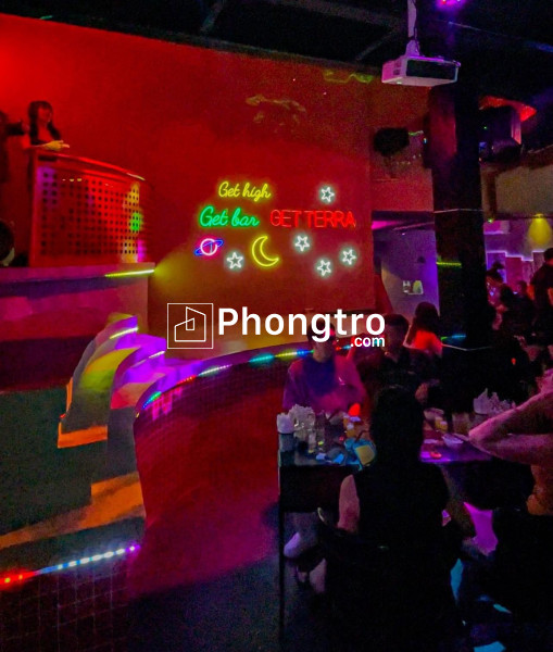 Chính chủ cần sang nhượng quán gastro bar