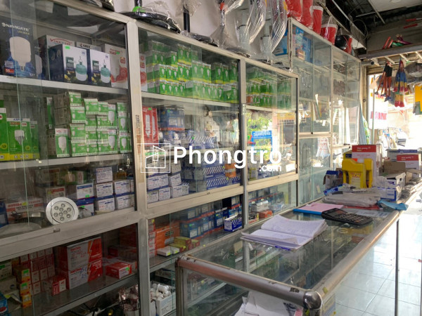 Quận 9 ! sang cửa hàng điện nước – kim khí , 725b đỗ xuân hợp , phú hữu liên hệ : 0908292648
