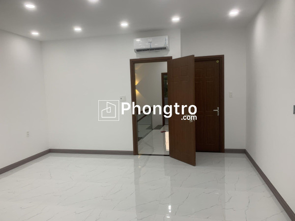 Phòng chdv cho thuê, hẻm to ngay trung tâm phú nhuận, ngay gần center point, đầy đủ tiện ích