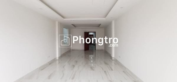 Cho thuê tòa  nhà 7t, thang máy,120m2, mt5m, 12pkk, 90tr, mặt phố thụy khuê.
