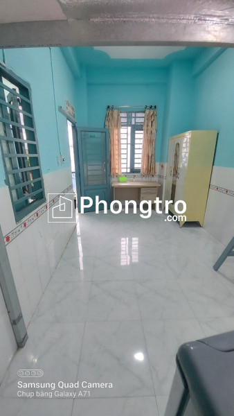 Cho thuê phòng trọ có gác, nội thất tương đối ở trường chinh, tân bình