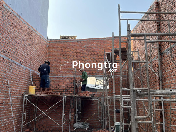 Cần cho thuê nhà lâu dài đường ysom niê buôn ma thuột đăk lắk nhà dự kiến 2 tuần nữa sẽ hoàn thiện