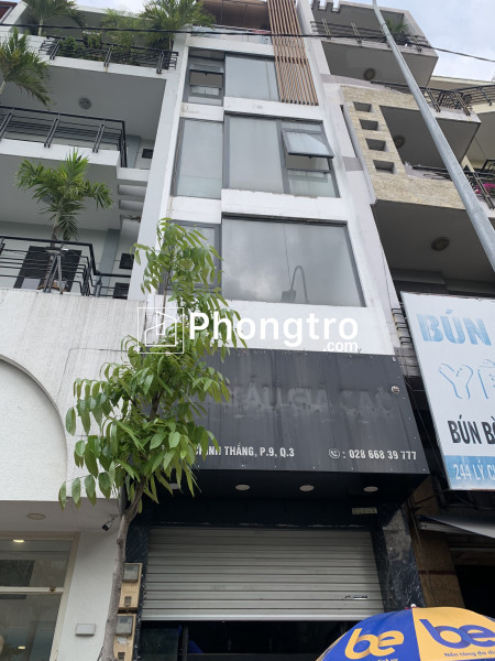 Quận 3 ! cho thuê nhà mặt tiền 246 lý chính thắng 5 tầng vị trí đẹp gần vòng xoay dân