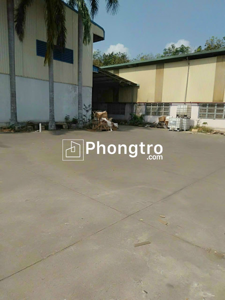 Cho thuê nhà xưởng 1400m2, trạm điện 560 kva tại chánh phú hòa, bến cát, bình dương