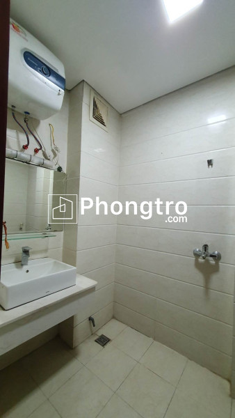 Chính chủ cho thuê nhà mới 80m2x 5t, kd, vp, nhà hàng, nguyễn trãi- 20 tr