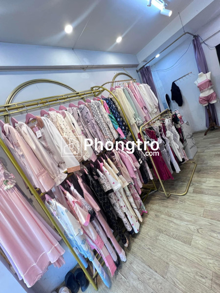 Sang nhượng mặt bằng chính chủ địa chỉ : số 104 đường tôn đức thắng , hàng bột , đống đa , hà nội