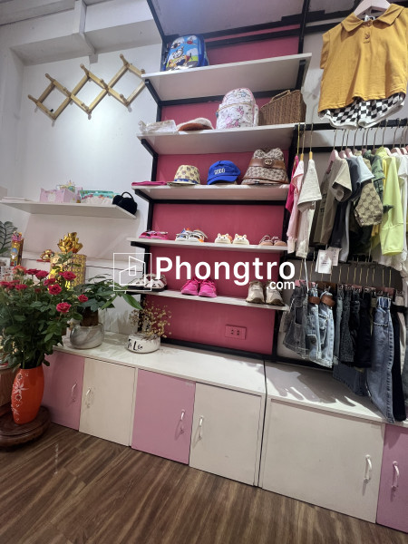 Sang nhượng cửa hàng quần áo trẻ em số 140 lạc long quân phường bưởi tây hồ hà nội