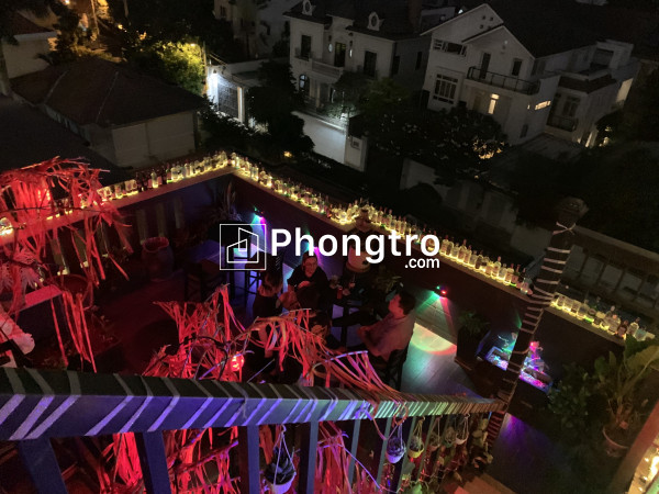 Quận 2 khu vip thảo điền , sang quán bar – loughe rooftop, mt 79 quốc hương p thảo điền, tel :
