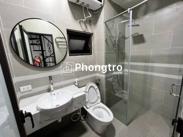 Chính chủ cho thuê cả nhà mới 80m2,4t, vp, kd, nhà hàng, nguyễn ngọc nại-20tr