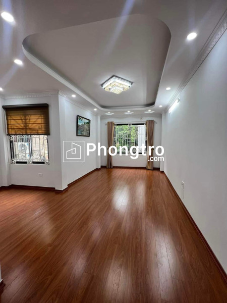 Cho thuê nhà mới chính chủ nguyên căn 80m2-4.5t, nhà hàng, vp, kd, lê văn lương-20tr