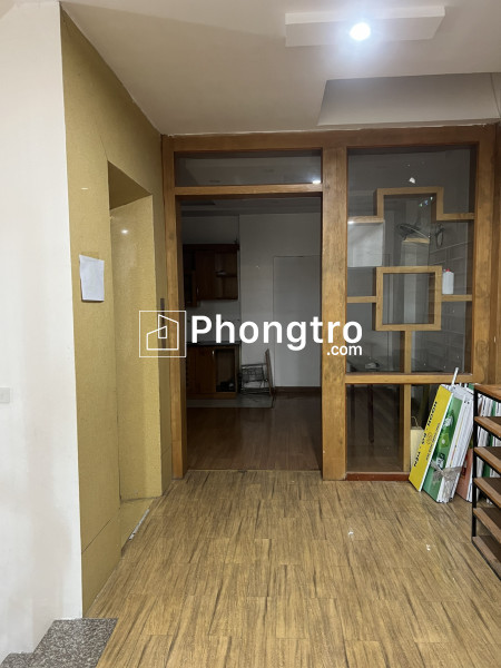 Cho thuê nhà 6 tầng tại địa chỉ nhà số 3 ngõ 118 ngách 8 nguyễn khánh toàn