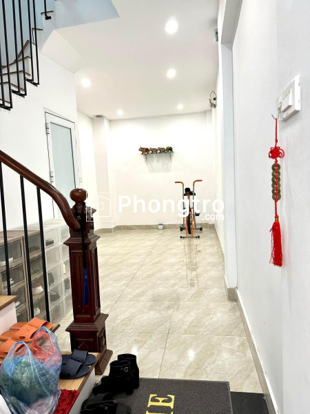 Chính chủ cho thuê cửa hàng mặt đường quận thanh xuân mặt tiền nguyễn ngọc nại, thanh xuân mới xây
