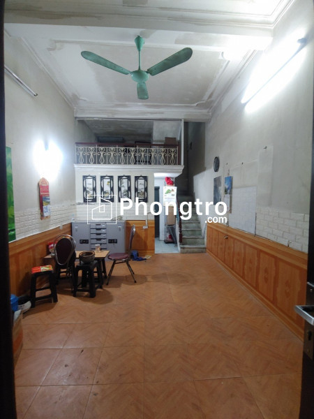 Cho thuê nhà ở nhóm 4 tầng tại ngõ 1 định công, hoàng mai. 8tr