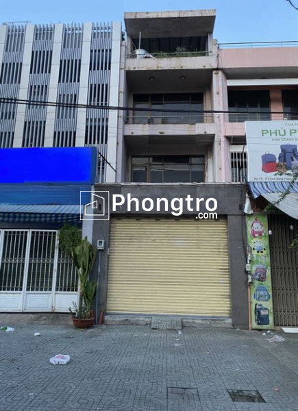 Nhà 4 tầng mặt tiền cmt8 - 4 phòng lớn - gần ngã 3 ông tạ